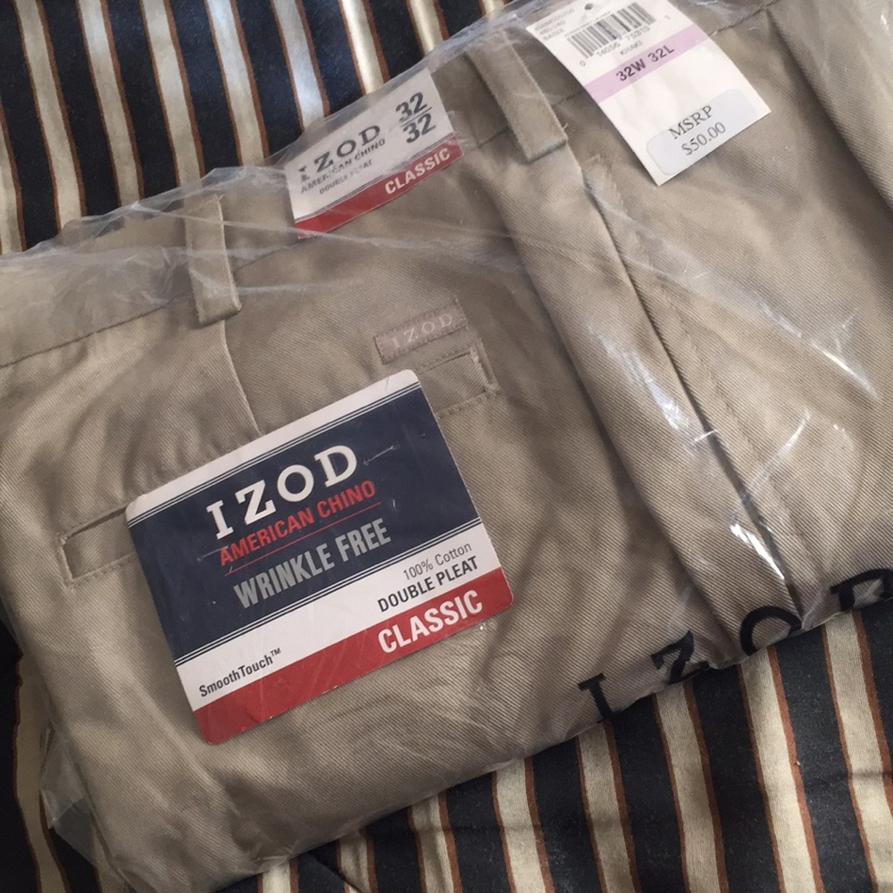 izod wrinkle free chinos